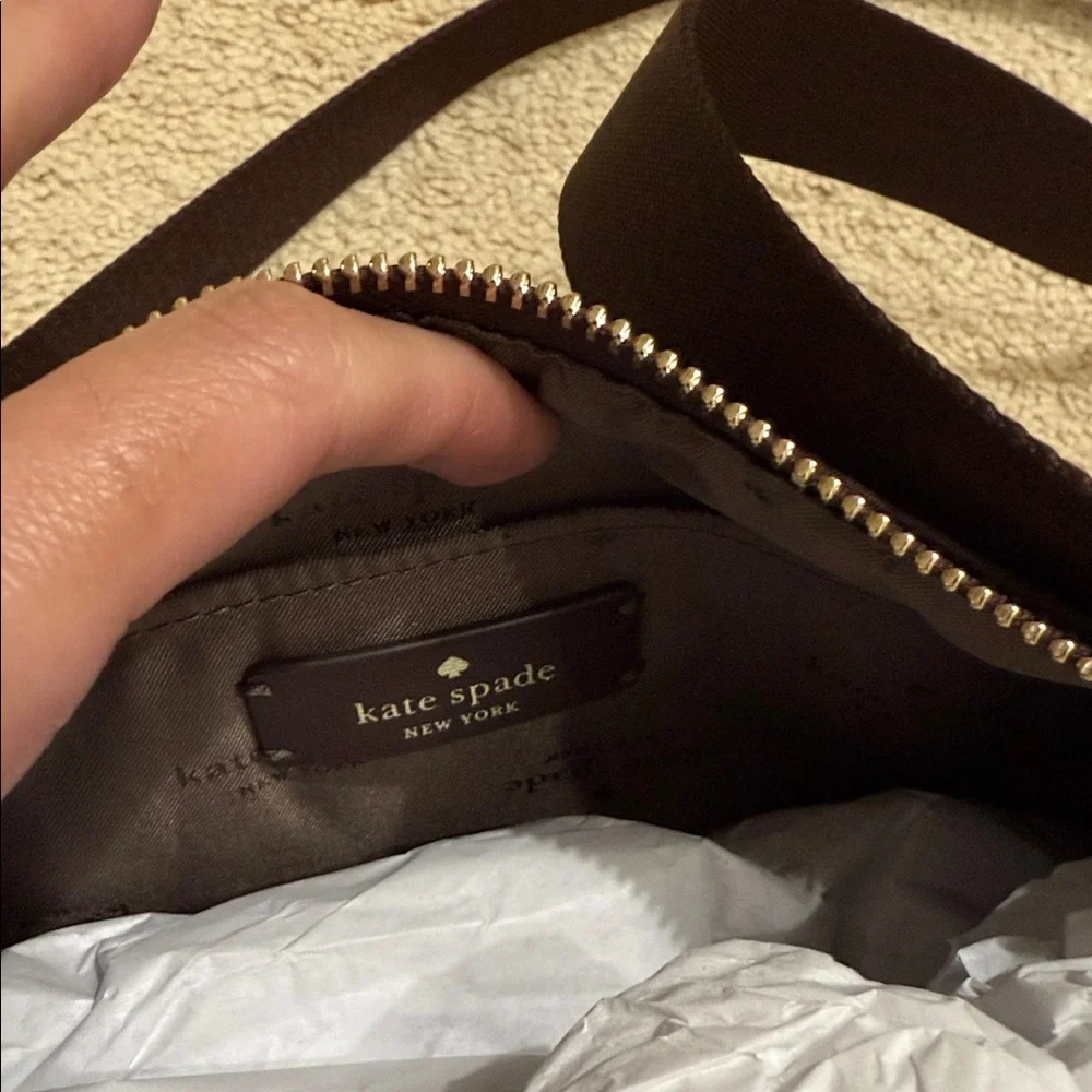 Kate spade CARTER NYLON MEDIUM SLING BAG
